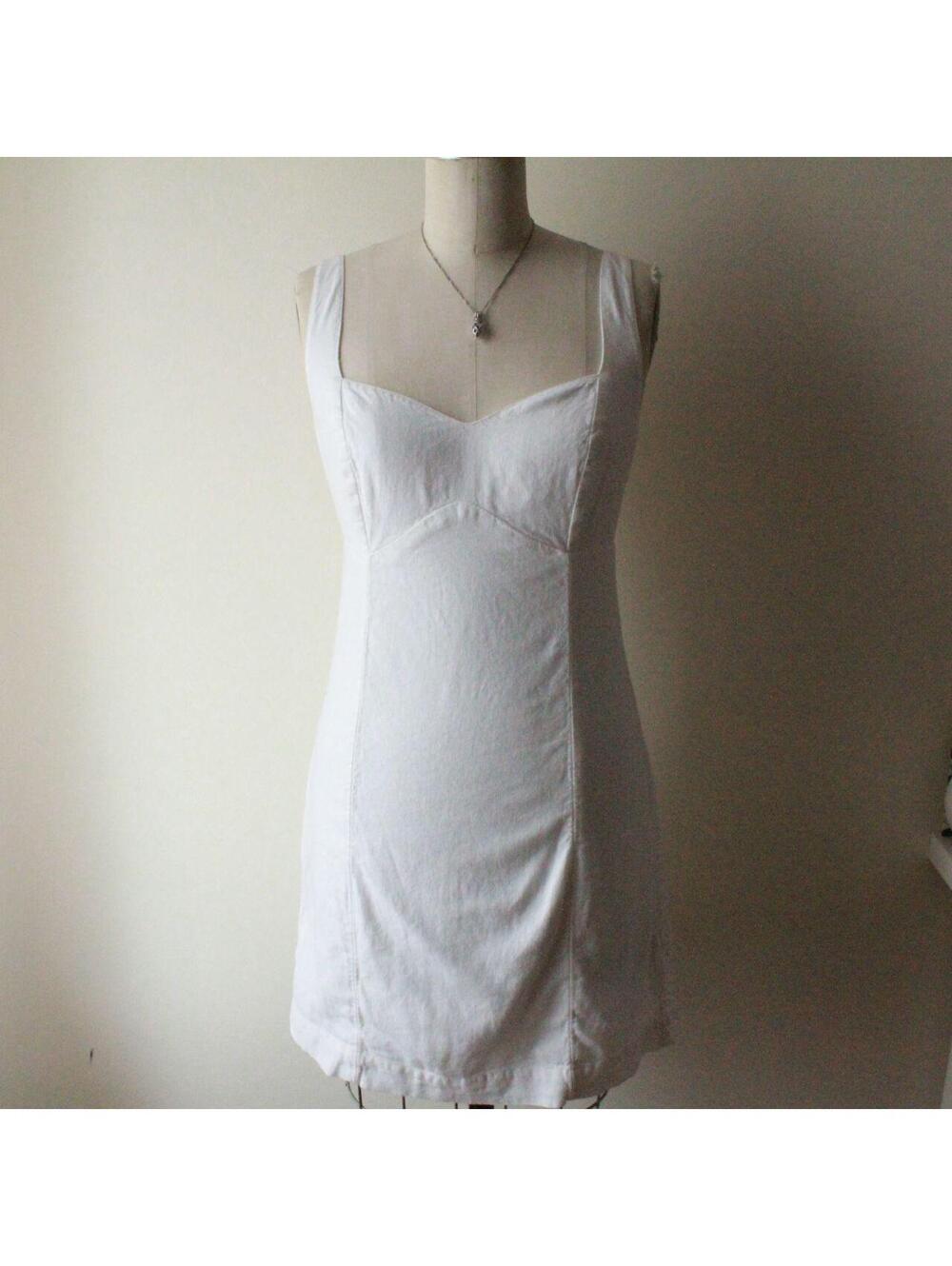 Abercrombie & Fitch White Cotton Linen Mini Dress with Sweetheart Neckline andSm
